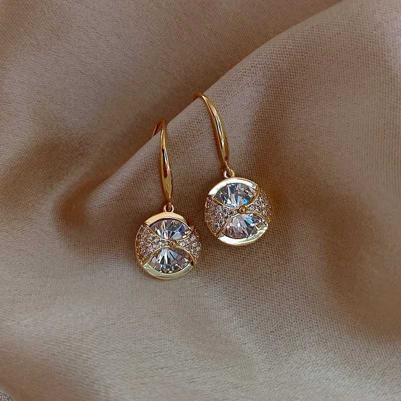 Trendy Round Simple Crystal Dangle Earrings For Women Fashion Sweet Water Drop Pendant Earring Girl Party Birthday Jewelry Gift Z250408