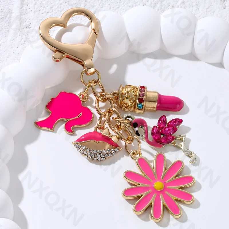 Beautiful rose red pocket lips flamingo lipstick enamel keychain heart-shaped animal keychain womens handmade jewelry setXJ250409