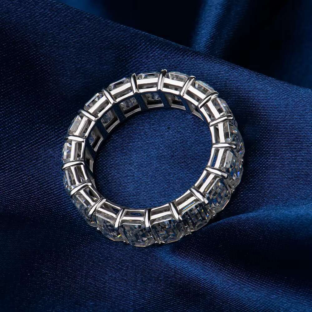 HOT -Sale 925 Silver Sterling with Eternity Band Emerald Shape VVS Moissanite Full Eternity Rings for Mens