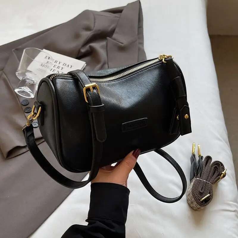 Pillow Women's New Autumn And Winter Fashion Retro Shoulder Versatile Broadband Messenger Bags Ys5893