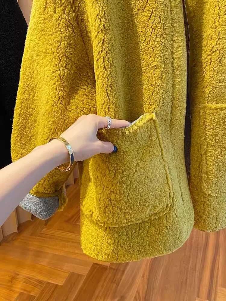 High Grade Lamb Wool Jacket For Women Loose Warm Veet Coat 2025 New Spring Autumn Large Pockets Fashion Outerwear M-3Xl