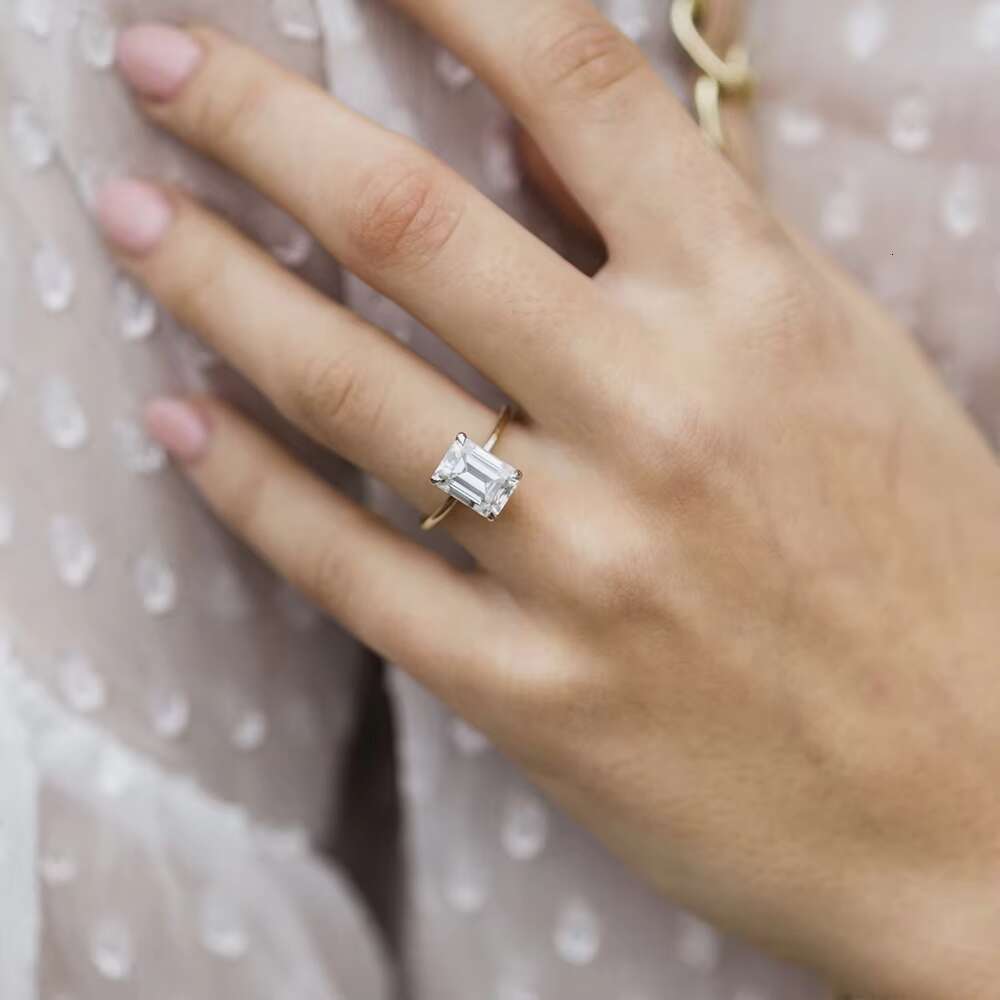 Emerald Diamond Cut Moissanite Engagement Ring 3.5carats 14k Gold Solitaire Style 10x7mm Emerald Wedding Jewelry