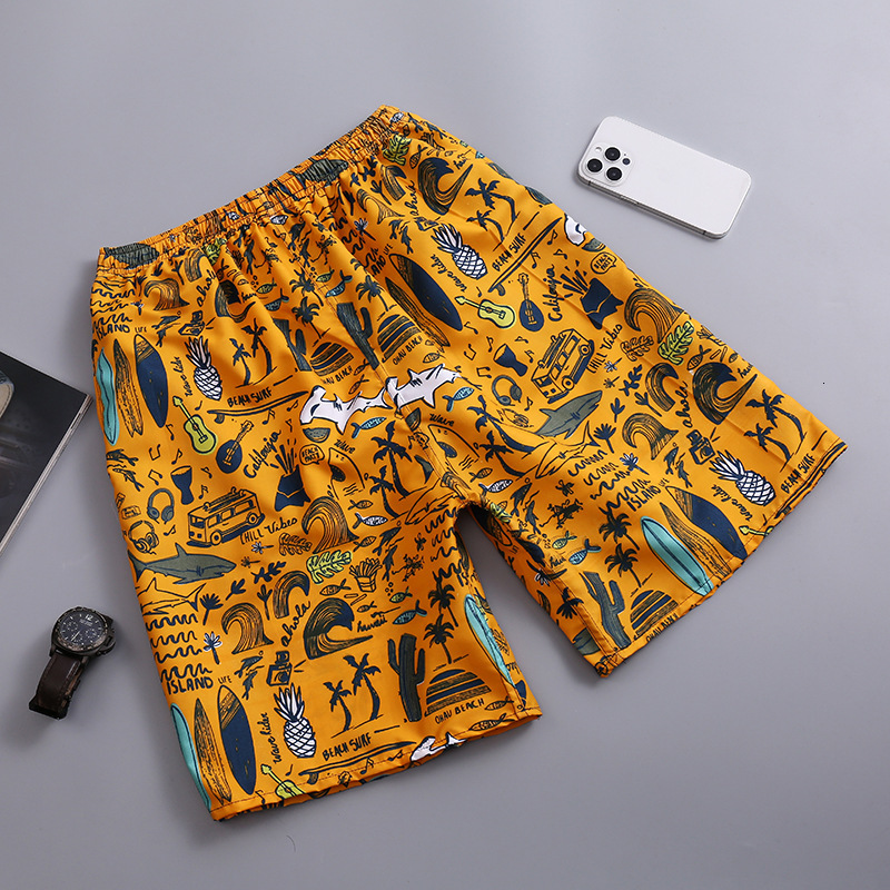 2025 New Designer Men Shorts Beach Large Size Quick Drying Loose Fitting Quarter Sports Casual Floral Pants