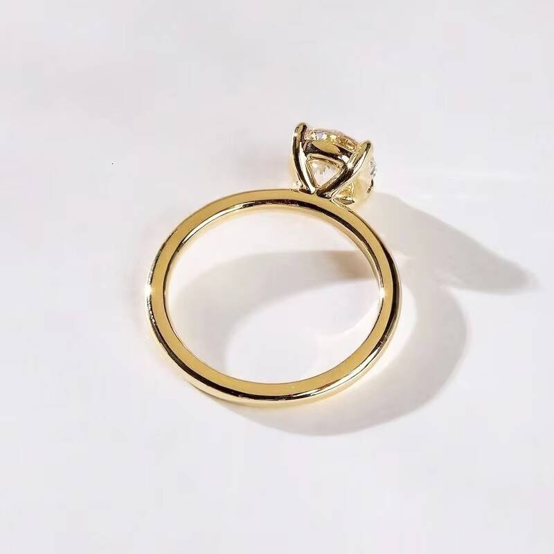 Classic 4 Prongs 18K Yellow Gold 1CT Round Cut GRA Certified Moissanite Solitaire Fine Jewelry Women Rings Gift