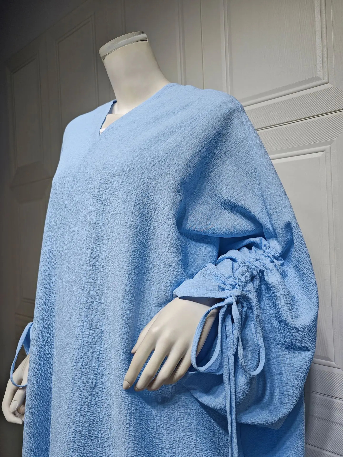 Womens Muslim Dubai Bat Sleeve Casual Loose Fashion Dress Light Blue Arab Open Knitted Woolen Sweater Abaya 250409