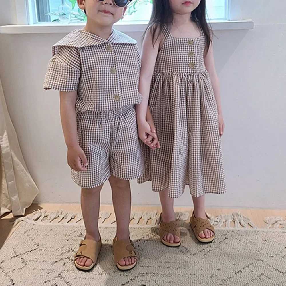 Fashion Brothers and sisters Summer Clothing Hot University Plain Girls Pendant Dress or Sailor Collar Boys Set S2548