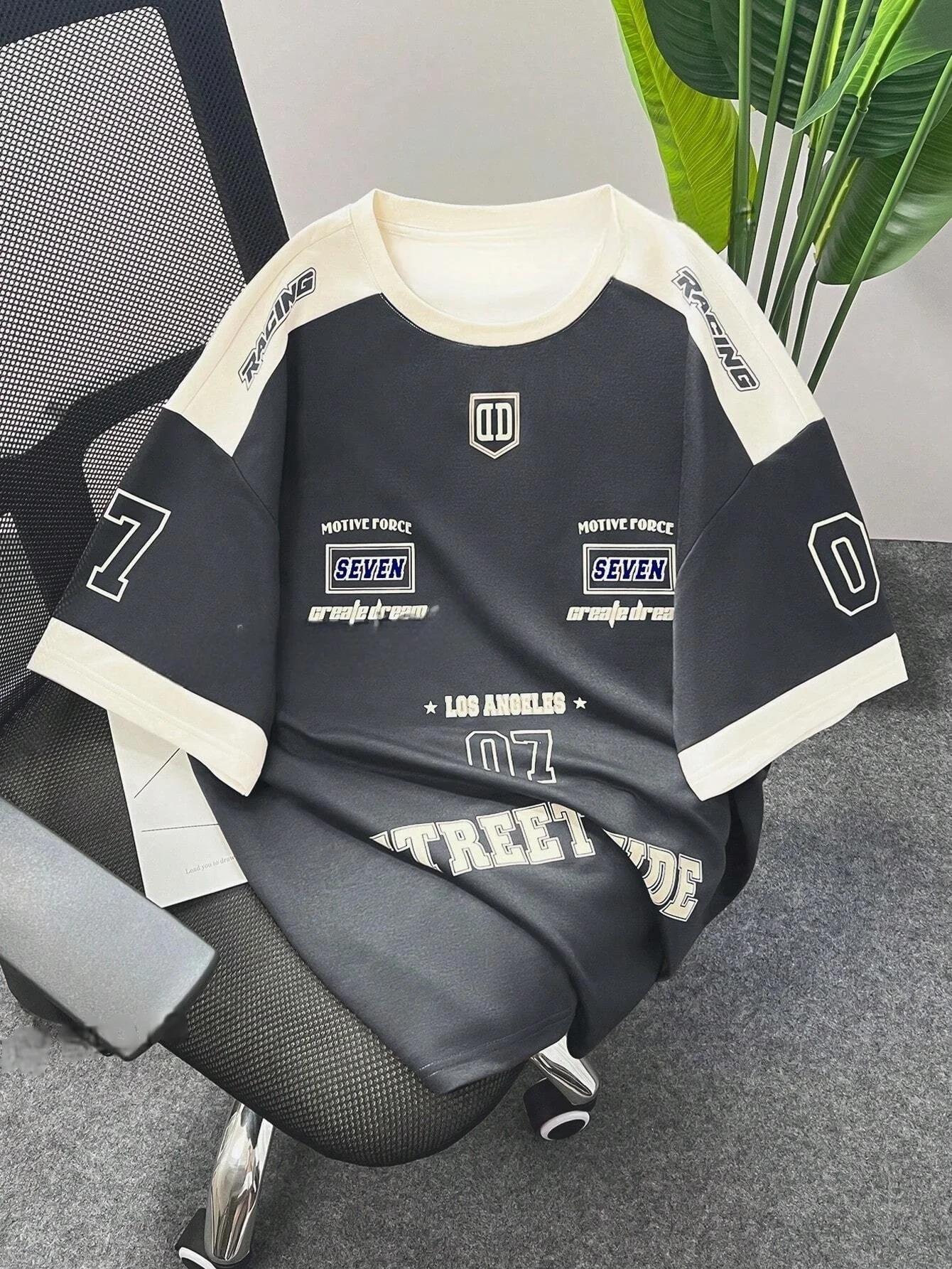 Short sleeved street sports style mens sports round neck T-shirt quick drying comfortable and breathable 250402