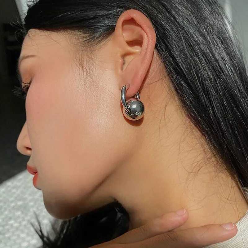 Golden Color Ball Earrings Semi-Circle Thick Hollow Minimalist Retro Irregular Orb Studs Chic for Women Jewelry Z250408