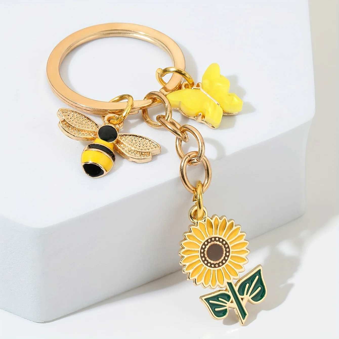 Cute enamel butterfly bee and sunflower keychainXJ250409