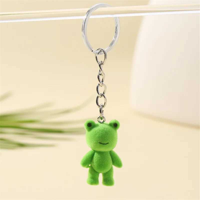 Cute 3D plush frog keychain plush little frog couple mobile phone pendant car keyring headphone backpack charm bag decorationXJ250409