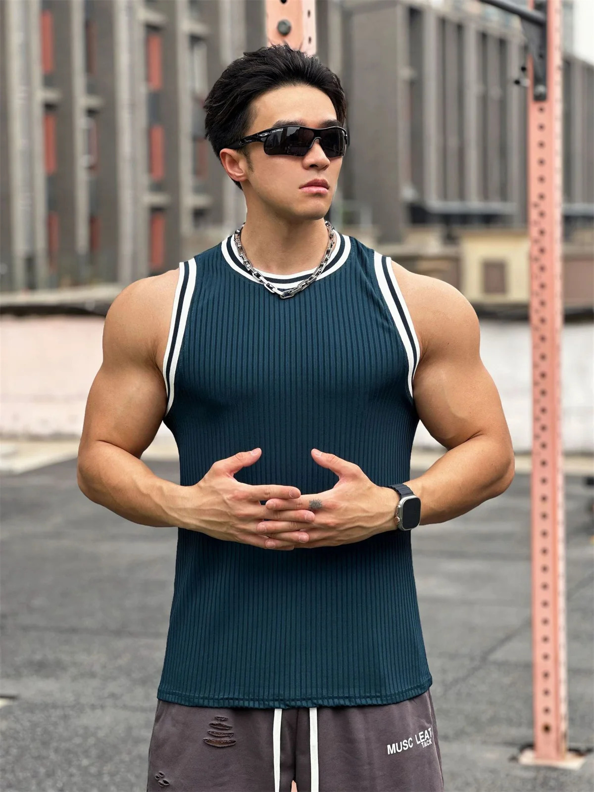 Summer fitness vest mens gym sleeveless casual tight striped single 250409