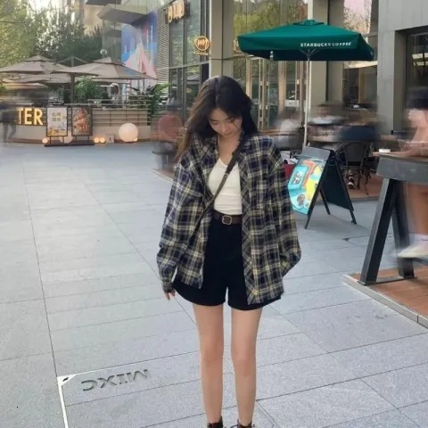 2025S Designer Women S T Shirt Checkered Men S And Women S Spring Summer New Lazy Style Loose Shirt Cardigan Jacket Long Sleeved Top