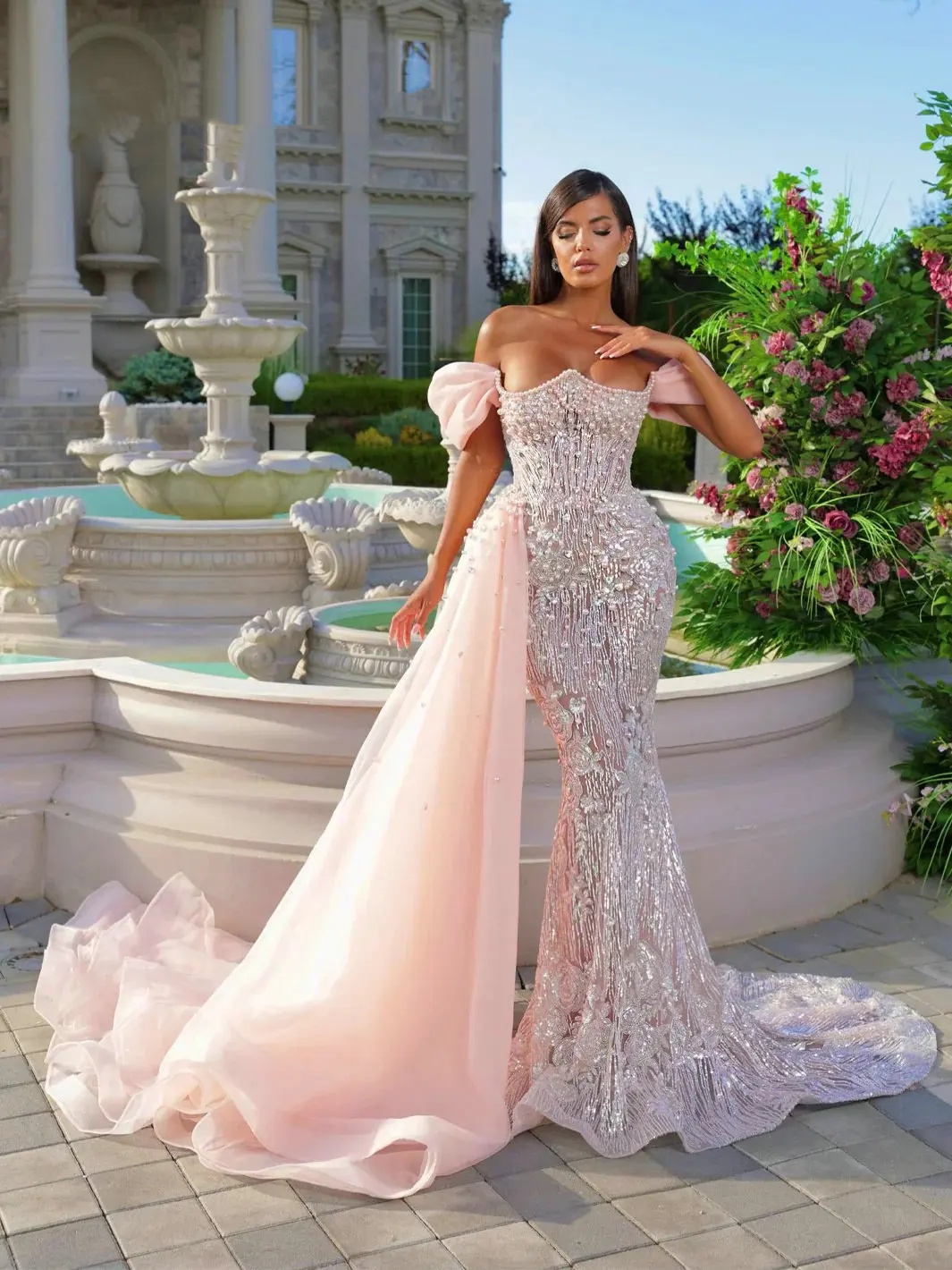 Gorgeous Mermaid Evening Dresses Off Shoulder Sleeveless Gown Sequins Beaded Appliques Sweep Train Dress Party Customized Dress