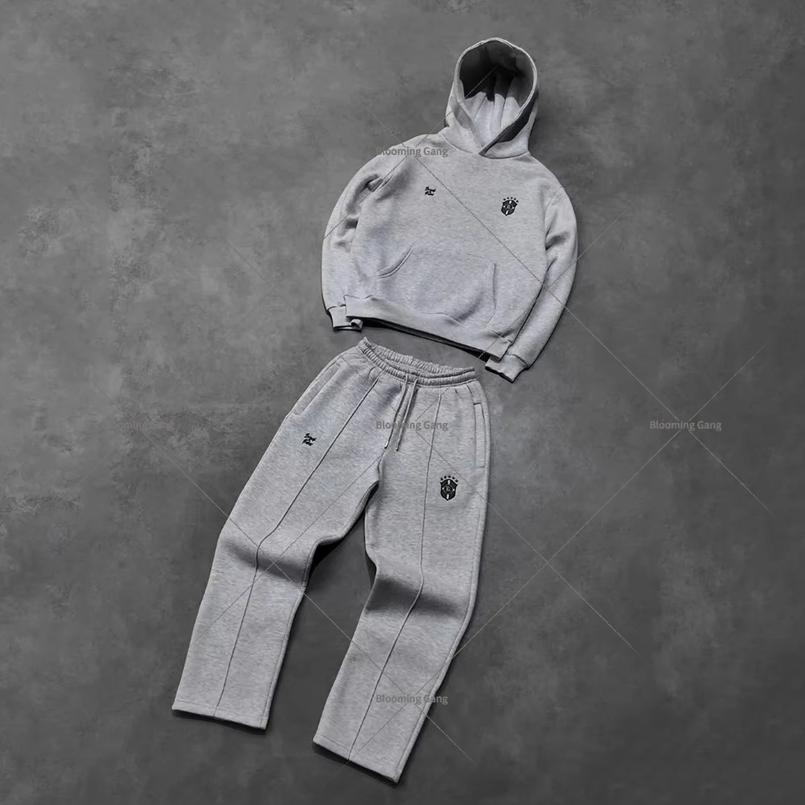 Y2K Mens Harajuku Hoodie Street Clothing Gothic Sports Pants Fashion Trend Set ed Retro Pattern Oversized Shirt 250409