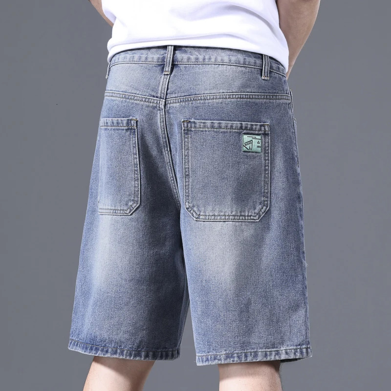Vintage Ripped Denim Shorts Mens Fashion Loose Summer Shorts Y2k Hip-Hop Knee-length Hole Short Jeans Casual Mens Clothing 250407