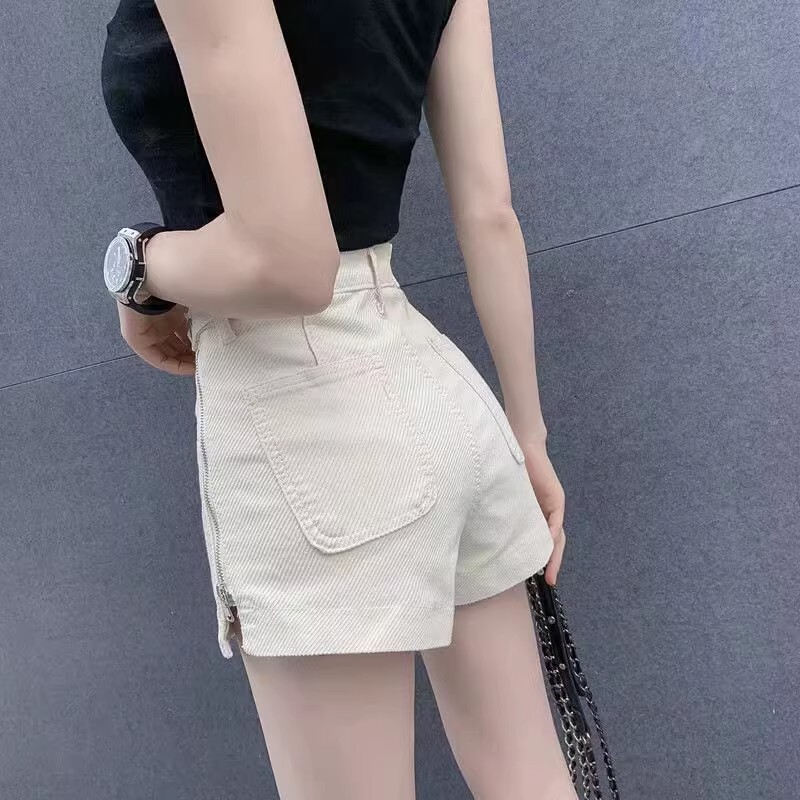 2025S Women s Designer Shorts, Spicy Girl Denim Shorts High Waist Split Thin Summer New Style A line Small Straight Tube Loose Super Hot Pants Trendy 