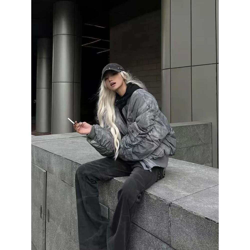 Retro Wasteland Wind Jackets Pleated Design Flight Jacket Baseball Cotton Suit American Parkas Hip Hop Winter Coat New Man
