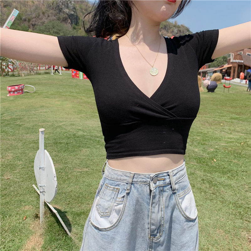 2025S Designer Women S T Shirt Short Sleeved T Shirt For Women In The Summer Of New Deep V Neck Low Cut Korean Version Slim Fit With Exposed Navel Sho