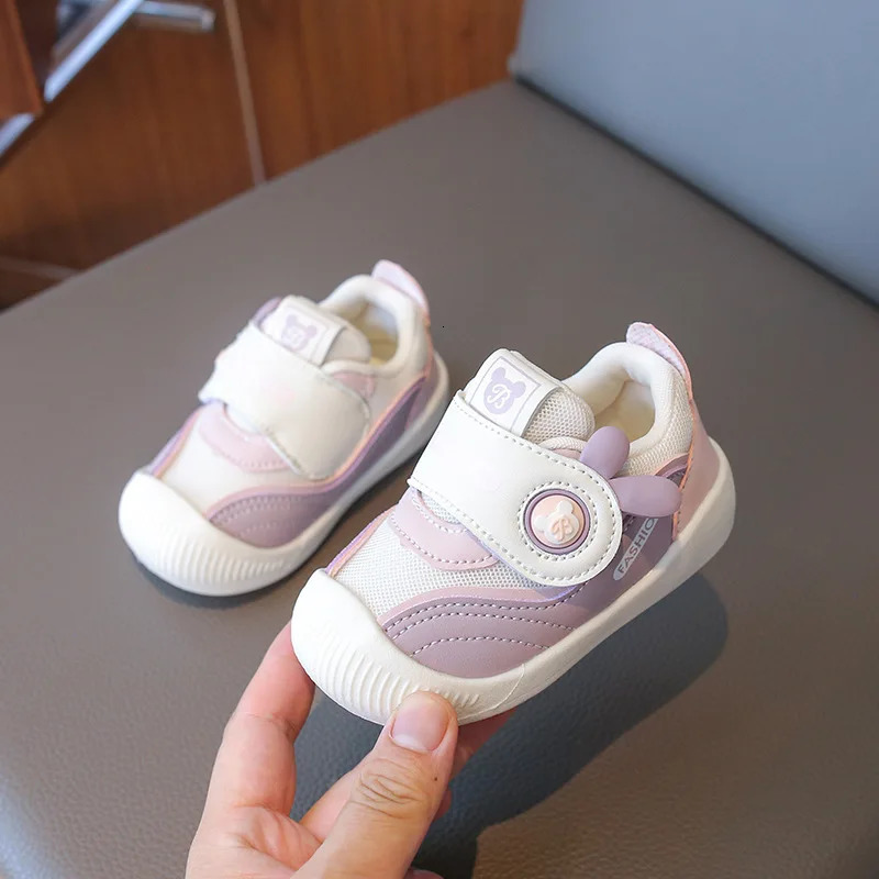 Soft and breathable baby shoes autumn baby shoes born first mover toddler sports shoes baby boys and girls casual walking shoes 250409