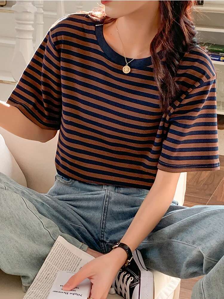 Women Stripes Vintage Tshirt Tops O Neck Short Sleeve Pullover T-shirt 2024 Summer New Korea Cotton Shirt Green Black Y2K