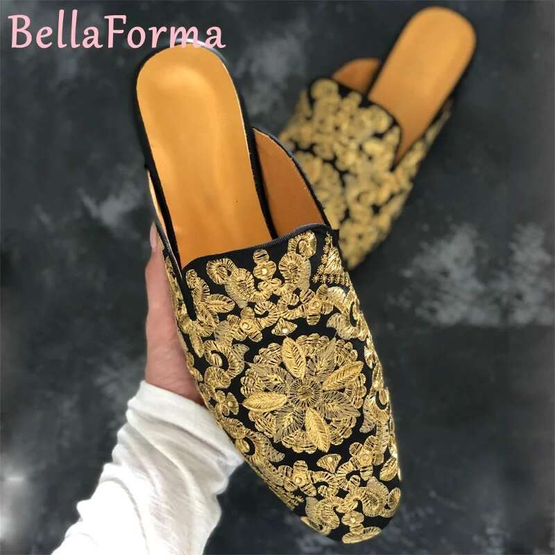 Men's Gold Totem Embroidered Loafers Light Breathable Beach Commuter Banquet Suit Large Size Open Heel Slippers 2025 New