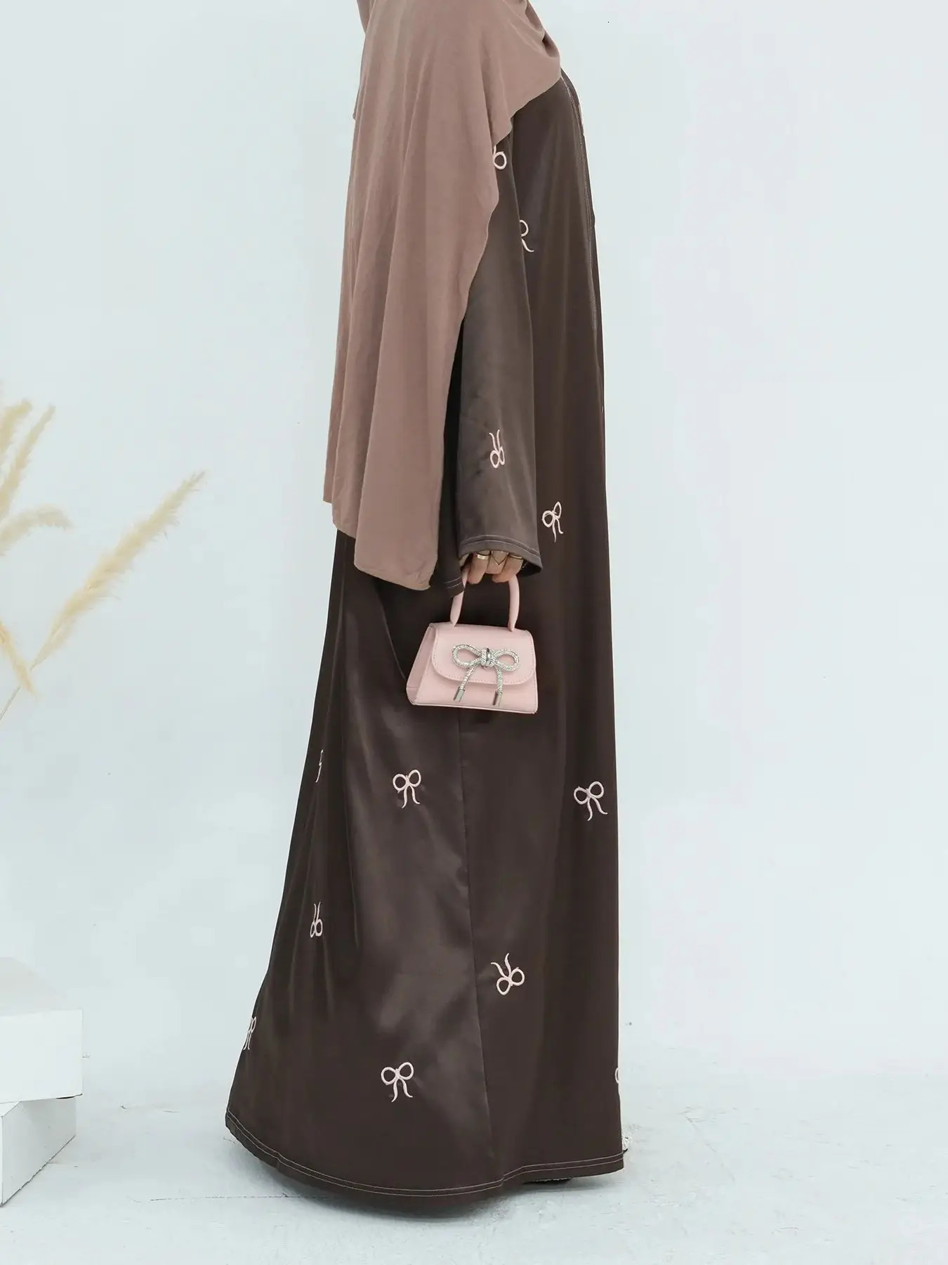 Fashionable ed Kimono Oversized Muslim Robe Abaya Syari Female Full Length Open Worship Service wy2156 250409