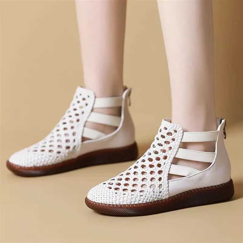 New Arrival Womens Summer Round Thick Sole Hollow Womens Orthodontic Sandals Comfortable Women Zapatos De Mujer T250409