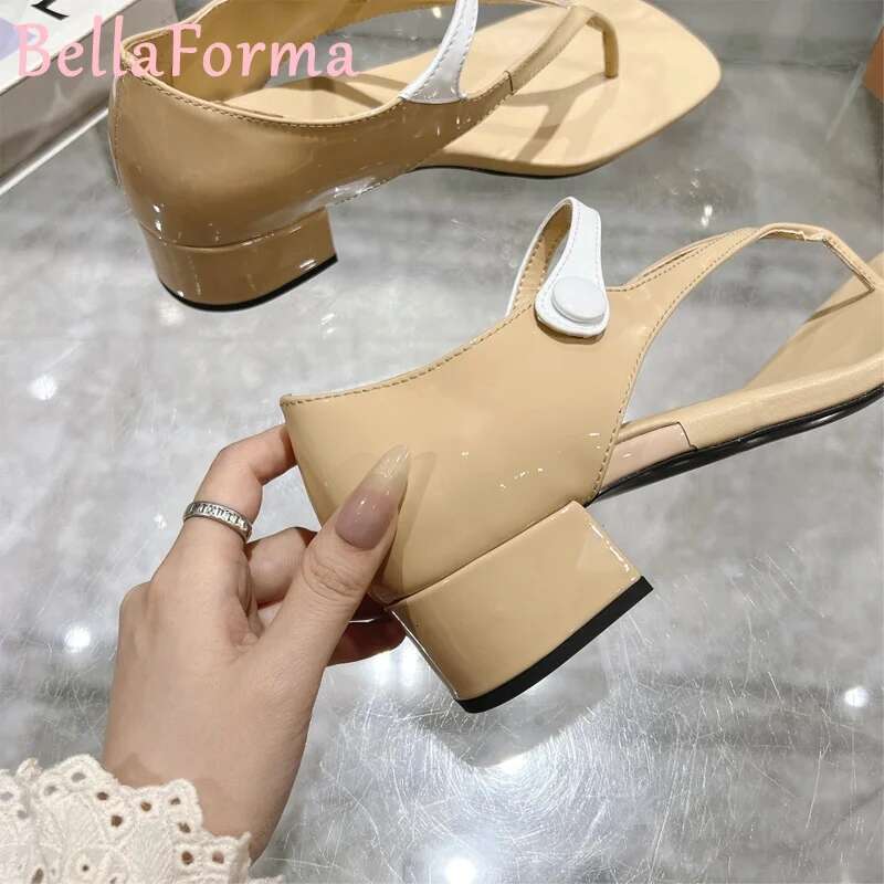 Women's Open-Toe Color Matching Sandals Flip-Ps Daily Beach Sweet Fashion Sheepskin One-Strap Square Heel Casual Flat Shoes