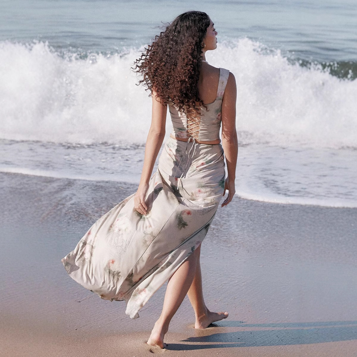 P45European and American Style Printed Sleeveless Mini Dress with Side Slit