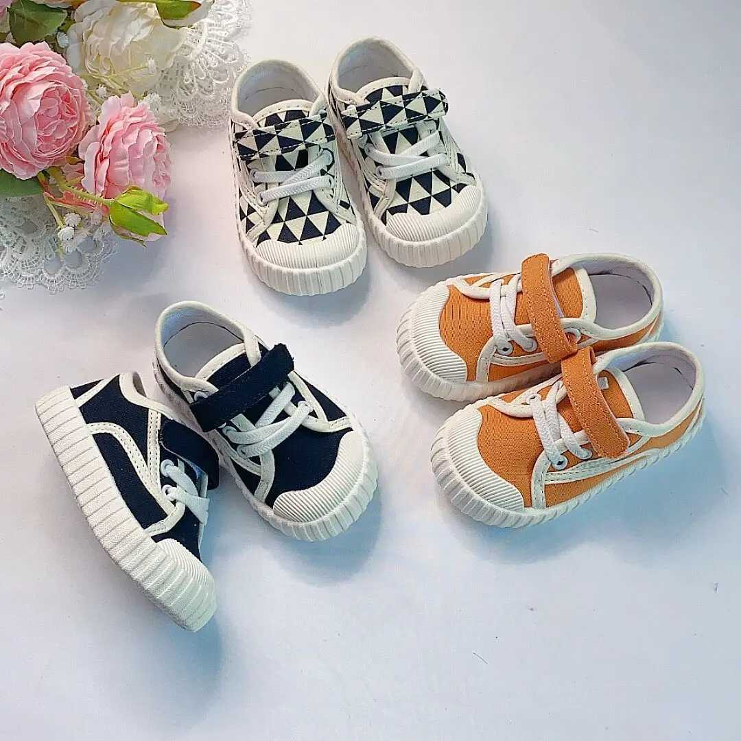 New childrens canvas shoes spring fashion soft and comfortable boys sports shoes girls casual shoes kindergarten shoes baby sports shoes X250409