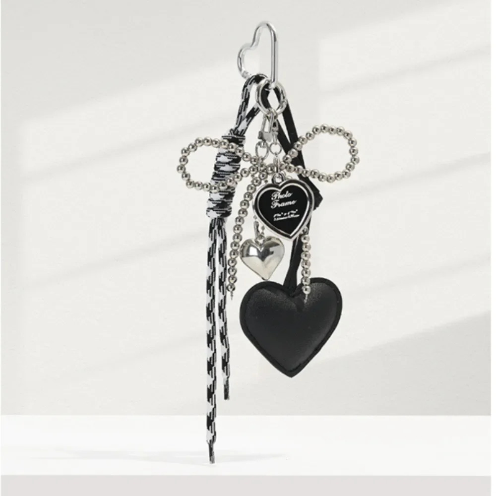 Smooth leather pearl bow key bead Y2k heartshaped backpack pendant Korean style bag charm wallet decoration 250408