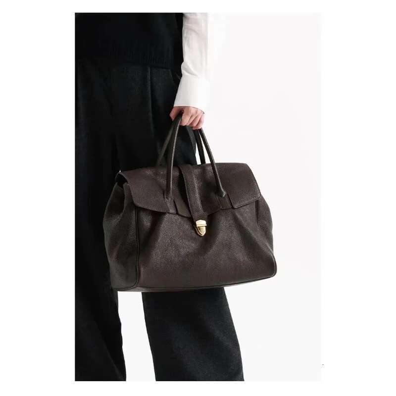 2025 New Designer Portable Briefcase For Women, High-End Retro Large-Capacity Commuter Handbag