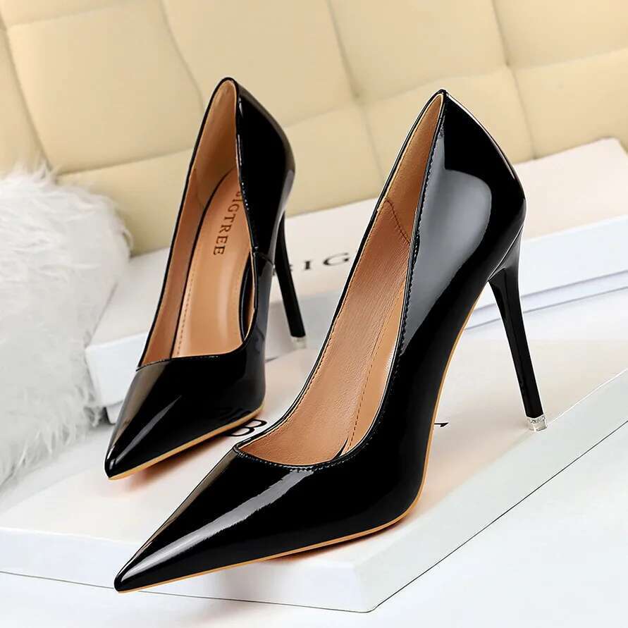 Autumn Patent Leather Concise Women's Pointed Toe Office High Heels Pumps Women Sexy Party Wedding Shoes Shallow Nude Red