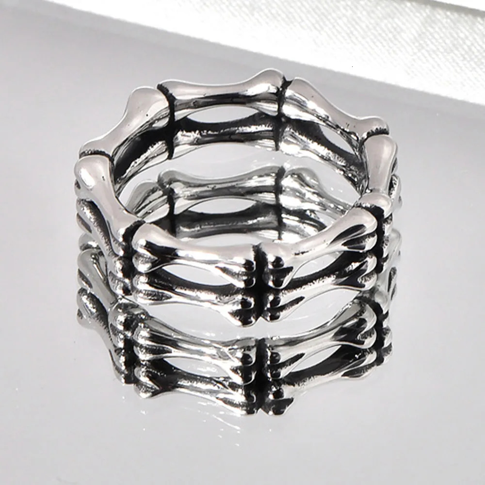 Personalized full matching retro punk hand bone steel ring for mens jewelry ring 250322