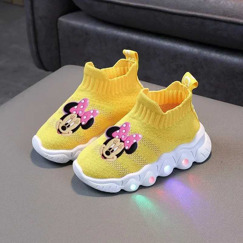 Children Spring and Autumn Lighting Socks Casual Shoes Boys and Girls Flight Weaving Sports Shoes Baby Running Shoes X250409