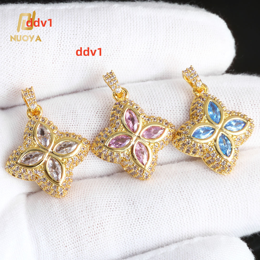 NUOYA Custom 925 Silver VVS Moissanite Clover Pendant Necklace Colorful Diamond Iced Out Hip Hop Jewelry