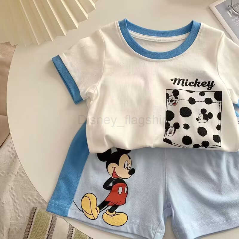 Disney Childrens summer 2024 new short sleeved shorts set for boys and babies cotton soft half sleeved top casual two piecesXJ250409