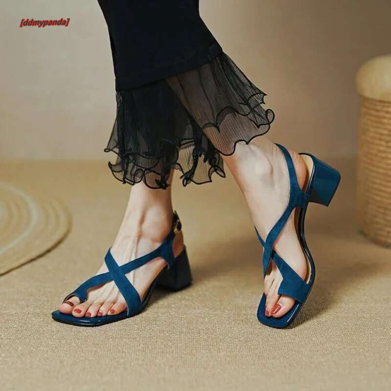 Summer New Casual Fashion Square Thick Heel Open Toe Buckle Solid Color Comfortable Sexy Banquet Women's Shoes ddmypanda