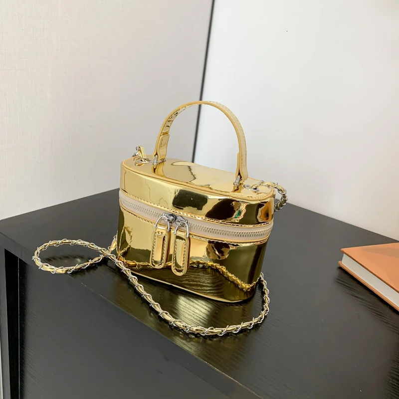 Glossy PU Chains Small Bucket Shoulder Bags Solid Zipper Compact Versatile Crossbody Bags for Women Fashion Style 250408