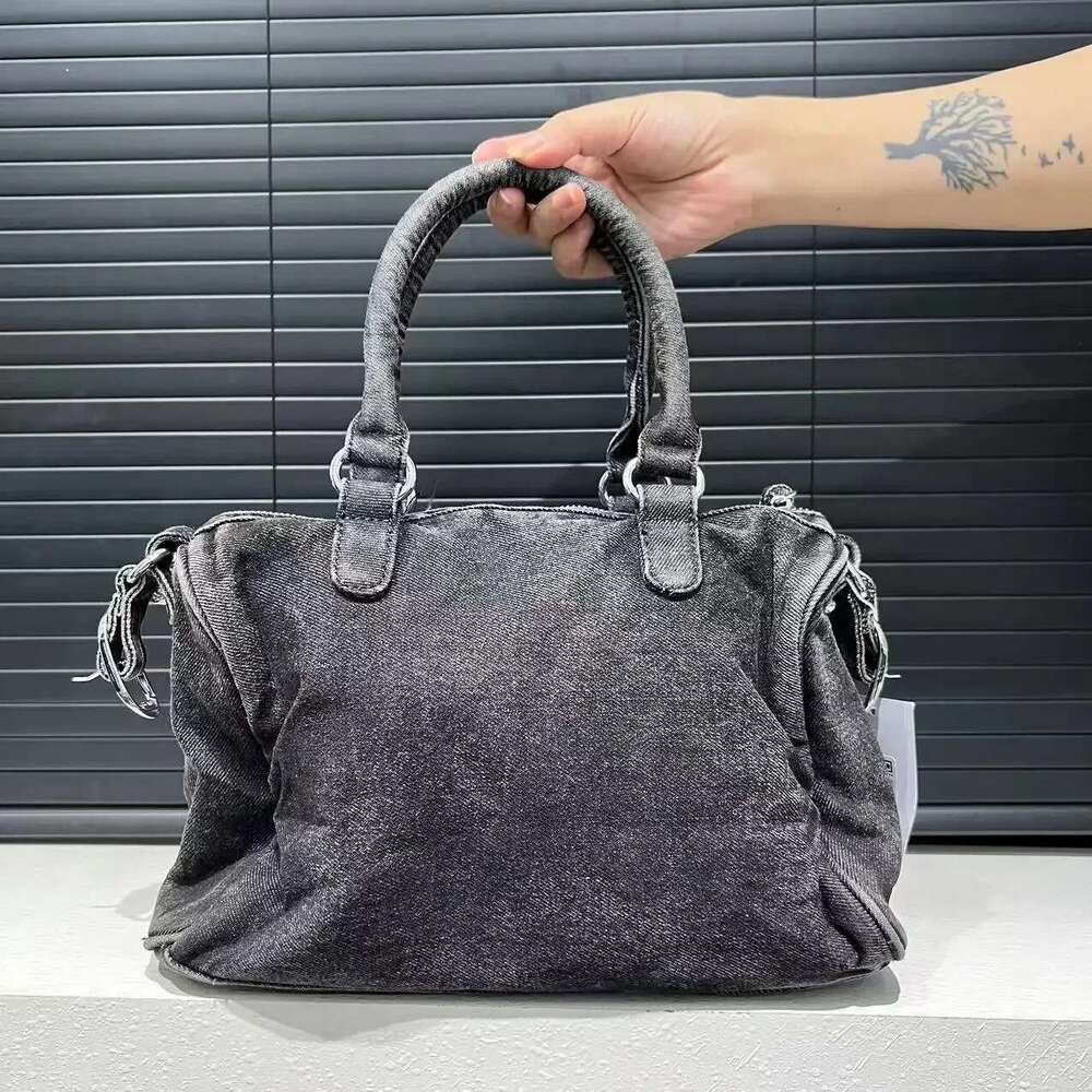 Women's Fashion Y2k Distressed Denim Shoulder Bag Patched Ing Wash Handbag