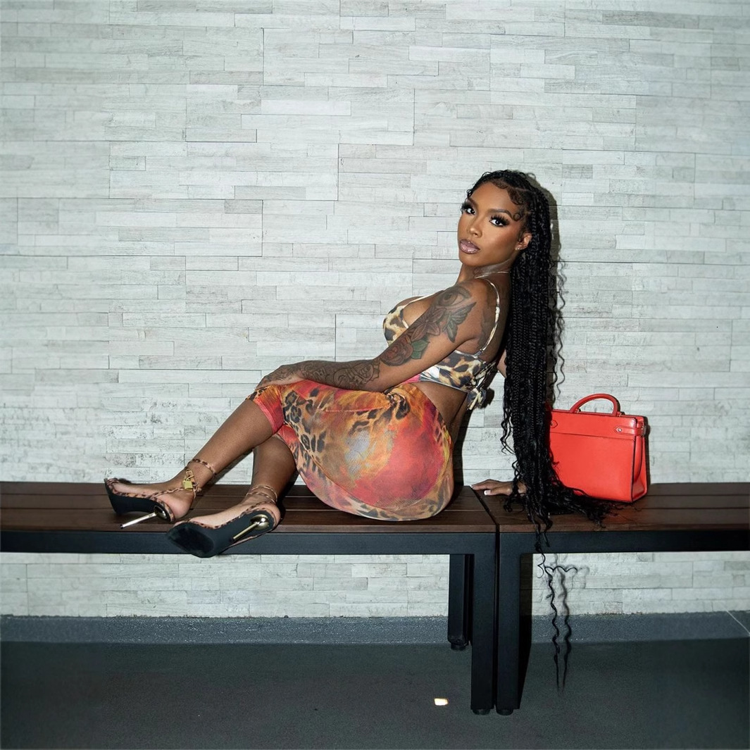 2025S Designer Women S Set New Fashion Sexy Leopard Print Women S High Waist Bareback Split Two Piece Set