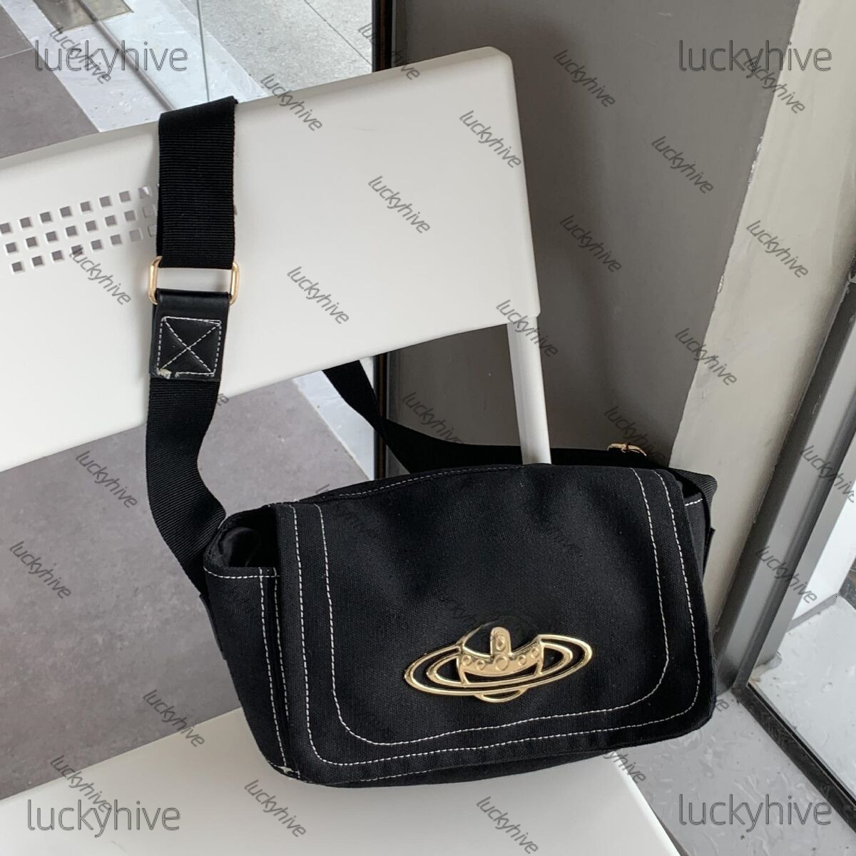 designer Bag Saturn Pattern West Soft wood Handbag New viviennen Crossbody Bag Stylish High Tote Bag viviennen west wood wallet Brooklynn Bag Shoulder Bag 05c