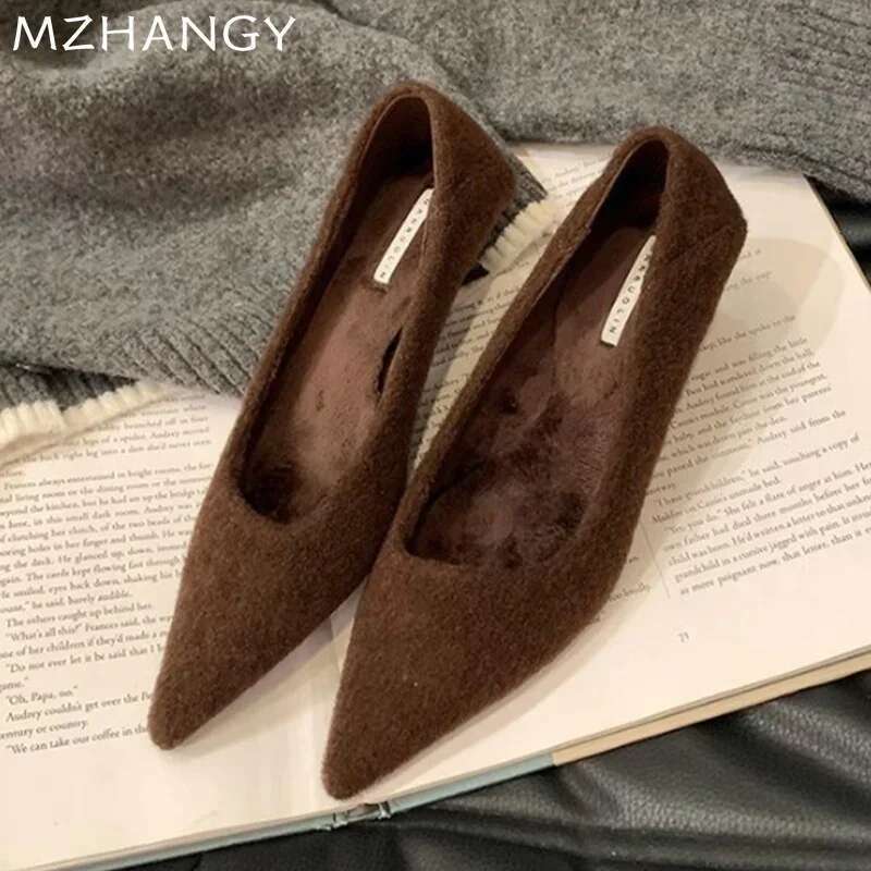 Pointed Toe Suede Sexy Mid Heels Women Shallow Elegant Sandals 2025 Trend Spring Party Shoes Pumps Mujer atos