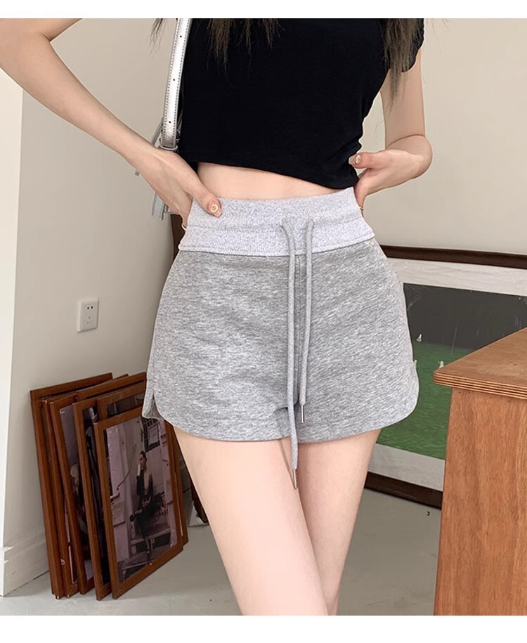 2025S Designer Shorts For Women Grey Drawstring Sports Shorts For Women In Summer Tall Waist Slim Fit Hip Hugging Design A Line Wide Leg Pants Beach P