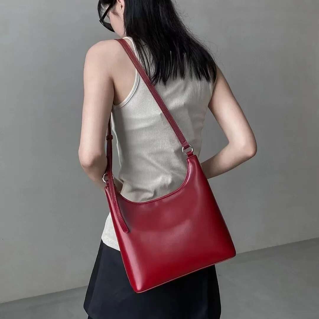 2024 New Style Simple Sense Women's Single Shoulder Underarm Red Cow Leather Versatile Crossbody Bag Fashionable Handbag