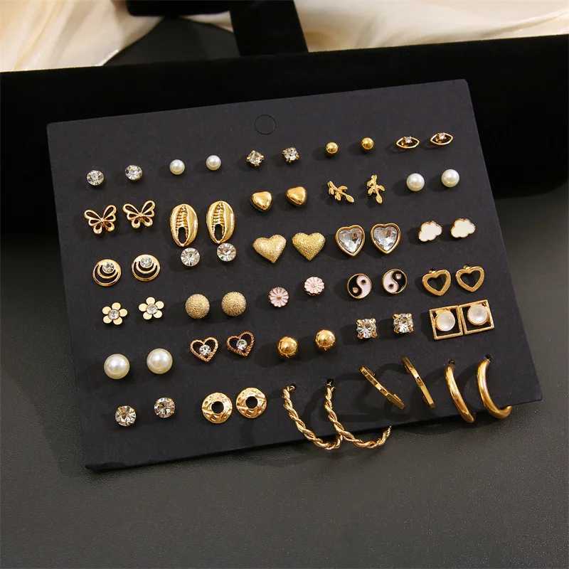 40Pcs/Set Gold Color Earring Set Vintage Butterfly Heart Pearl Crystal Stud Earrings for Women Korean 2024 Brincos Jewelry Gift Z250408