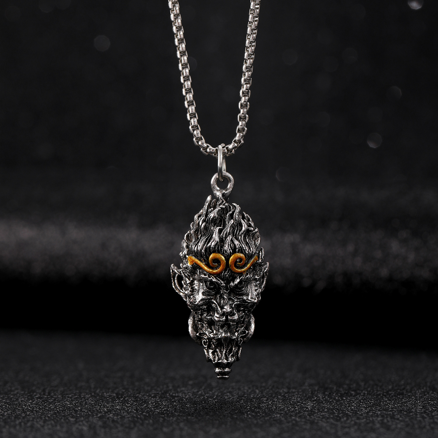 New Mythical Game Peripheral Eco-friendly Ancient Sier Golden Hoop Wukong Alloy Pendant Necklace for Men