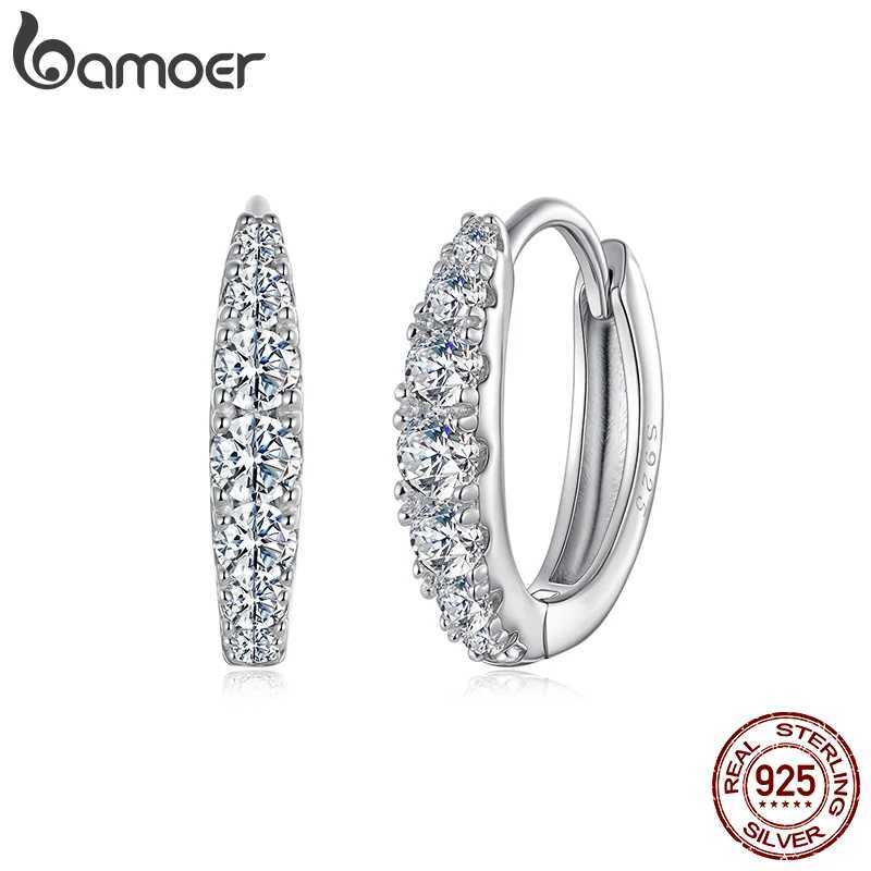 BAMOER Moissanite Huggie Hoop Earrings for Women 925 Sterling Silver Hypoallergenic Earrings with White Gold Plated MSE092 Z250408