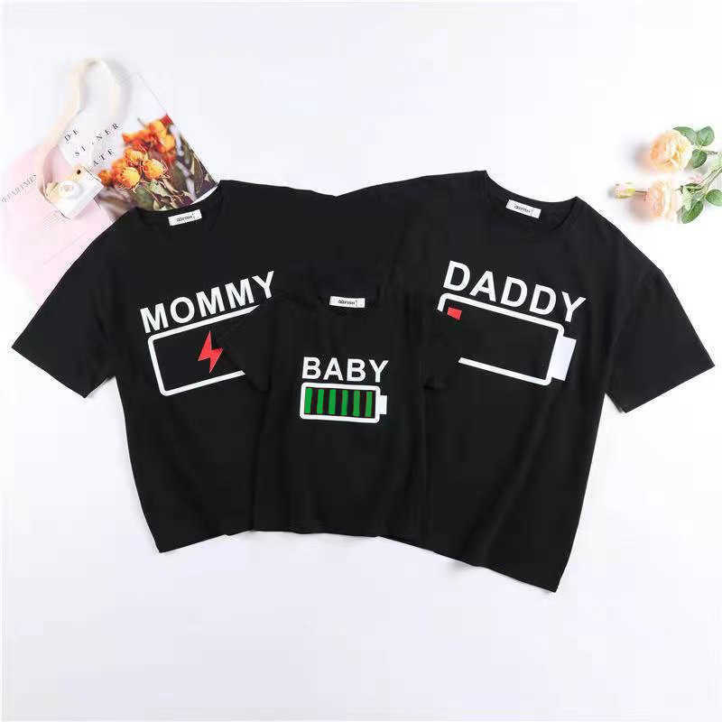 Parent child outfit for outdoor wear home leisure loose short sleeved fashion Korean version fun battery printed family of three S2548