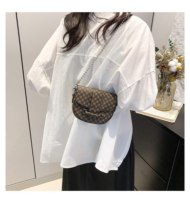 2025 Women's summer fashion small square Popular leisure shoulder cross body bag this year new design